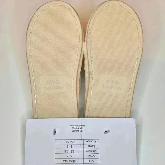 True Rwligion Women’s Rhinestone Horseshoe Logo Slippers Size Small 5/6 - Picture 5 of 5